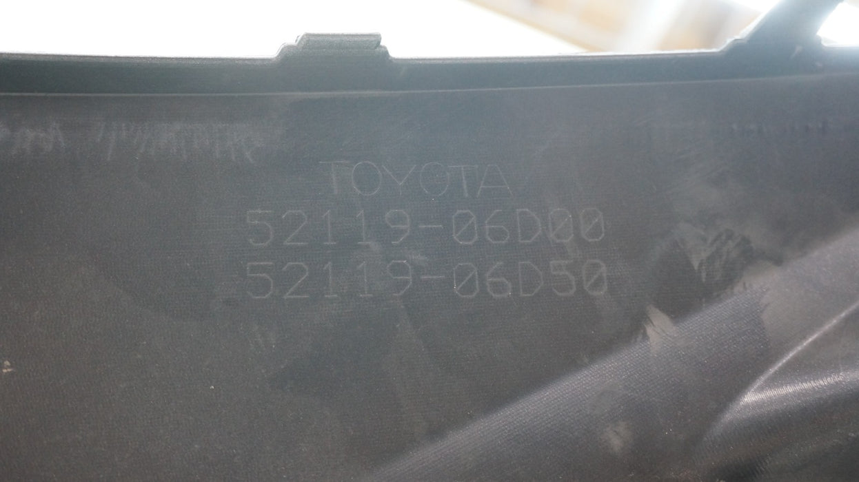 2021-2022 TOYOTA CAMRY LE XLE FRONT BUMPER COVER PANEL OEM 52119-06D00