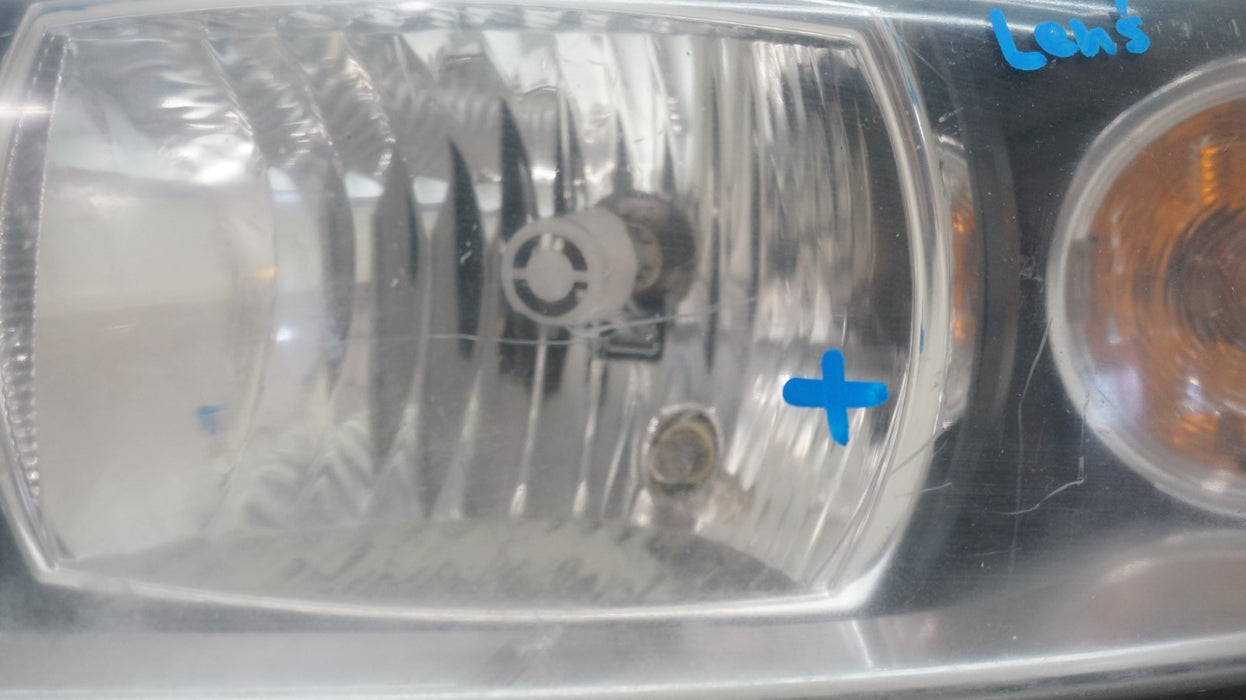 2005-2009 VOLVO S60 FRONT LEFT SIDE HALOGEN HEADLIGHT OEM 30648199