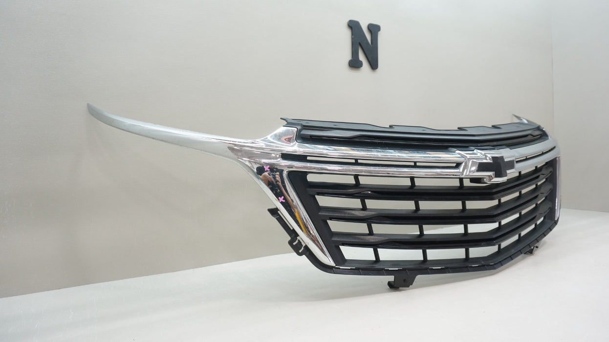 2022-2023 CHEVROLET EQUINOX FRONT BUMPER RADIATOR GRILLE OEM 84792996