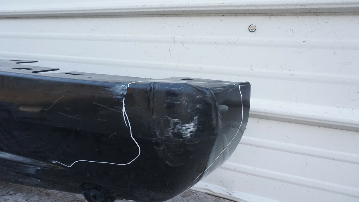 2002-2006 CADILLAC ESCALADE REAR BUMPER COVER PANEL PLASTIC OEM 15063812