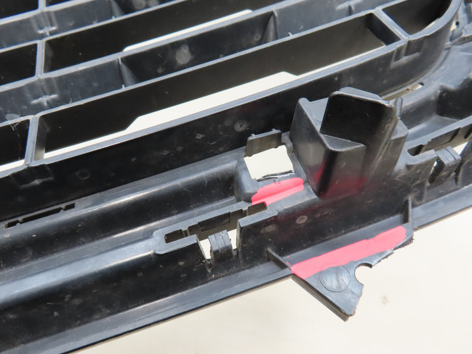 2017-2020 HONDA RIDGELINE FRONT BUMPER UPPER GRILLE GRILL OEM 71121-T6Z-A0