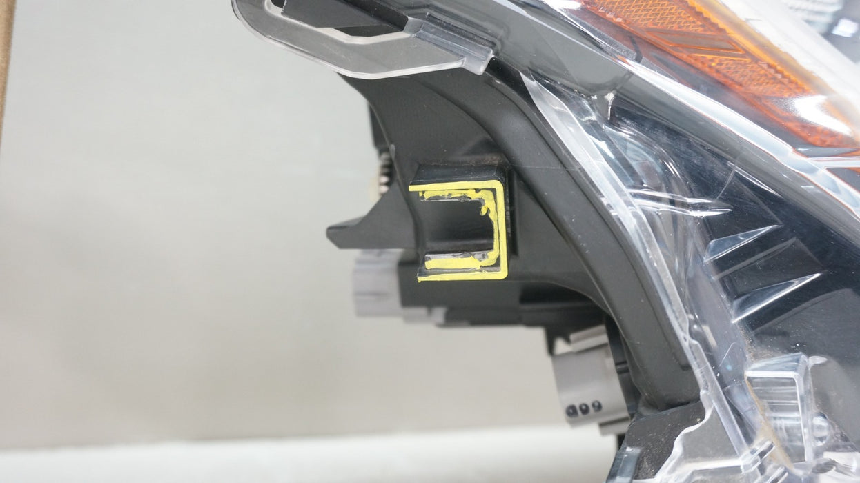 2016-2018 TOYOTA PRIUS FRONT RIGHT PASSENGER SIDE LED HEADLIGHT OEM