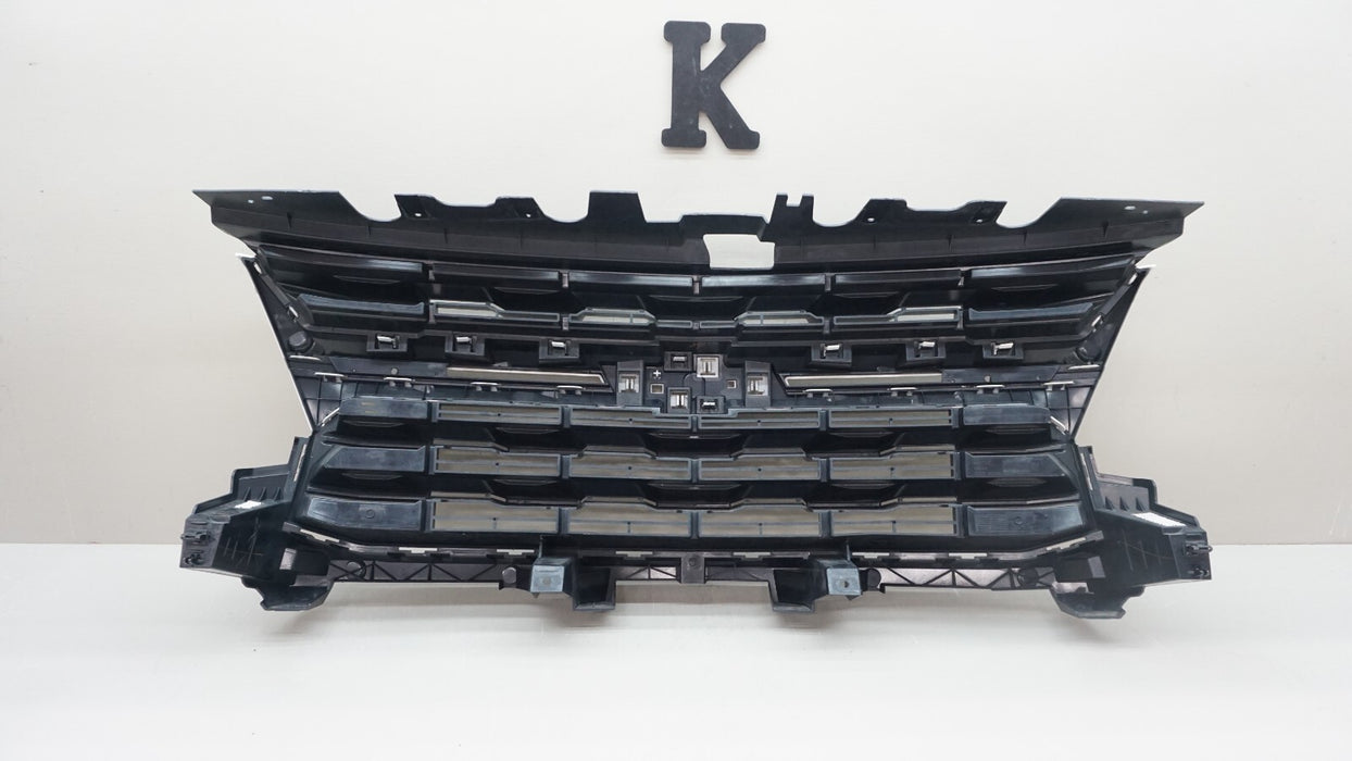 2021-2022 CHEVROLET COLORADO FRONT CENTER RADIATOR GRILLE OEM 84457397