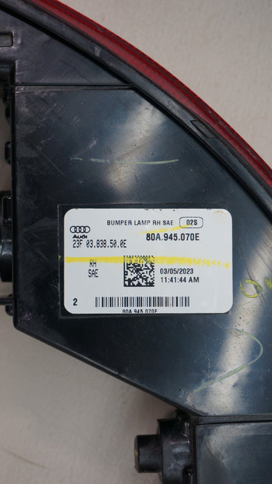 2018-2020 AUDI Q5 SQ5 REAR RIGHT PASSENGER SIDE BUMPER REFLECTOR OEM 80A945070E