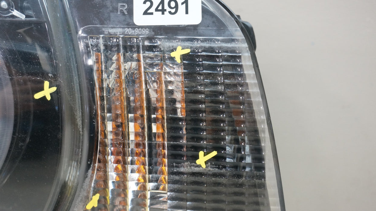 2010-2013 CHEVROLET CAMARO FRONT RIGHT SIDE XENON HEADLIGHT AFTERMARKET