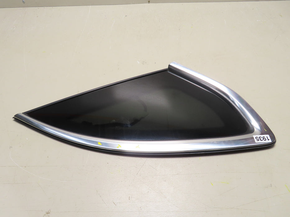 2016-2020 BENTLEY BENTAYGA REAR RIGHT PASSENGER SIDE QUARTER PANEL GLASS OEM