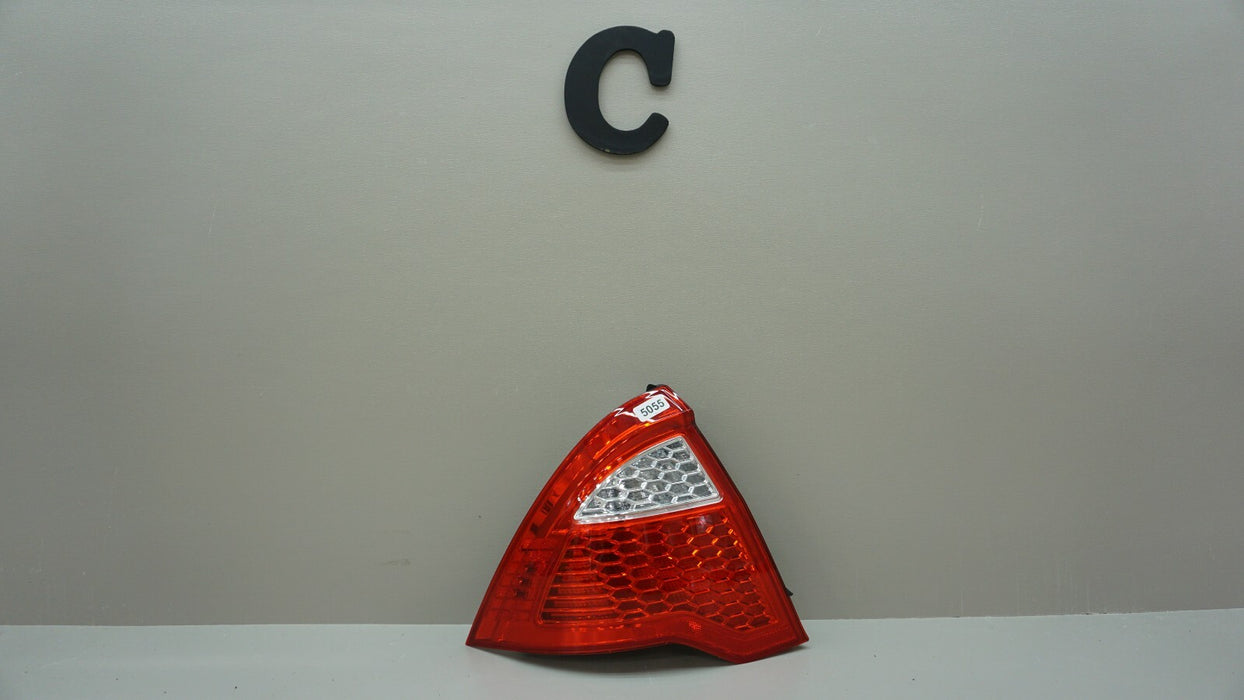 2010-2012 FORD FUSION LEFT DRIVER SIDE TAIL LIGHT 10 11 13