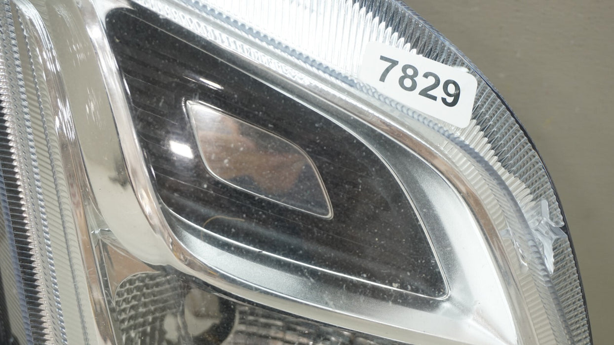 2018-2021 CHEVROELT EQUINOX FRONT RIGHT PASSENGER SIDE FOG DAY RUNNING LIGHT OEM