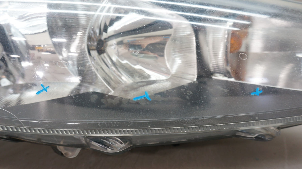 2014-2019 FORD FIESTA FRONT RIGHT PASSENGER SIDE HEADLIGHT HALOGEN OEM