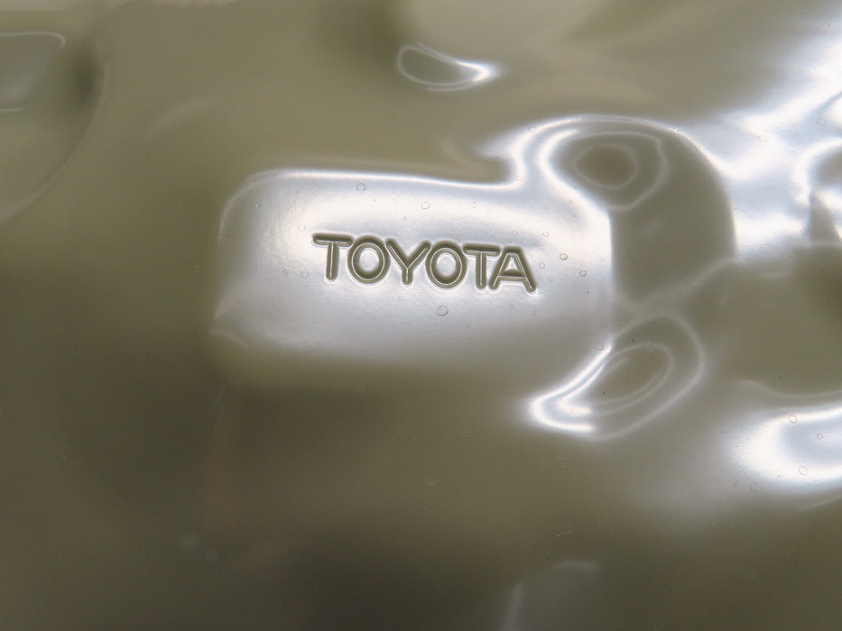 2018 2019 2020 TOYOTA C-HR RIGHT REAR QUARTER PANEL OEM