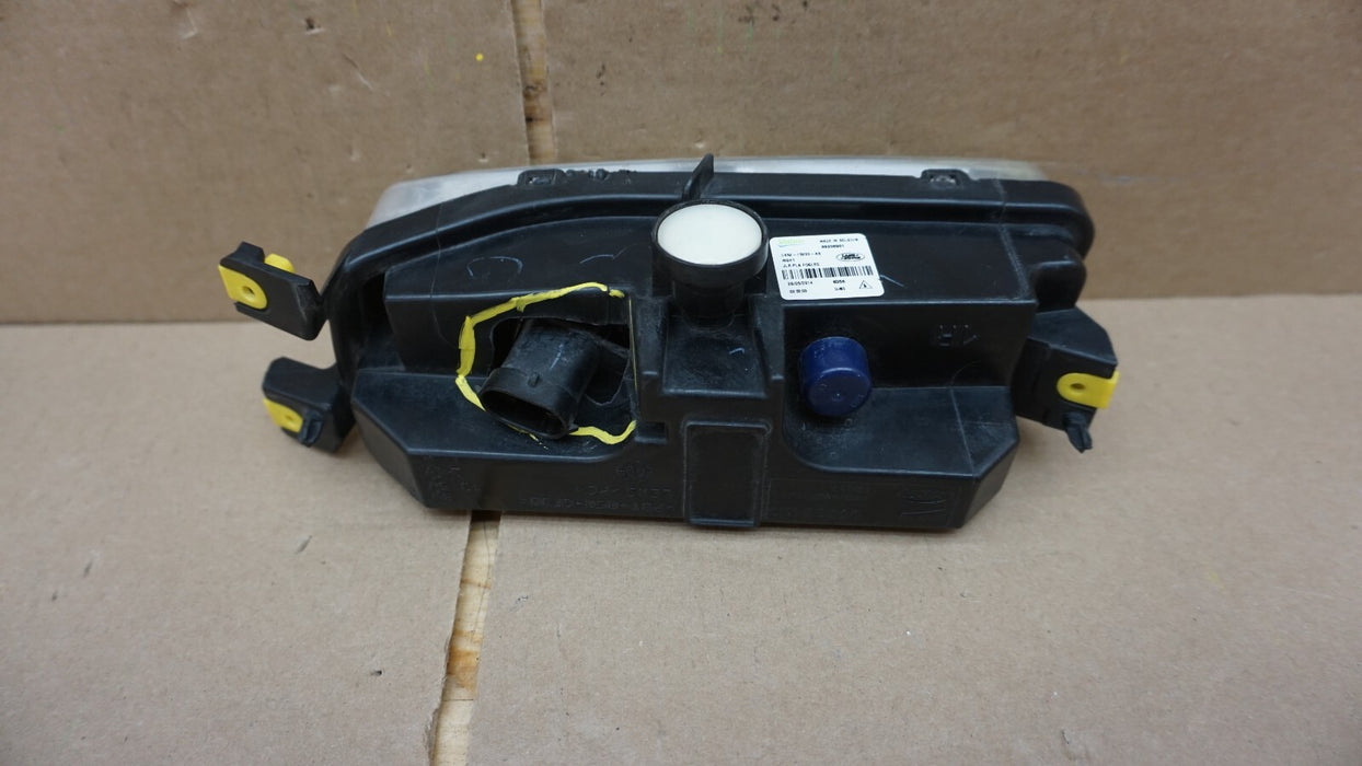2013-2017 LAND ROVER RANGE ROVER SPORT LEFT DRIVERS SIDE FOG LIGHT OEM