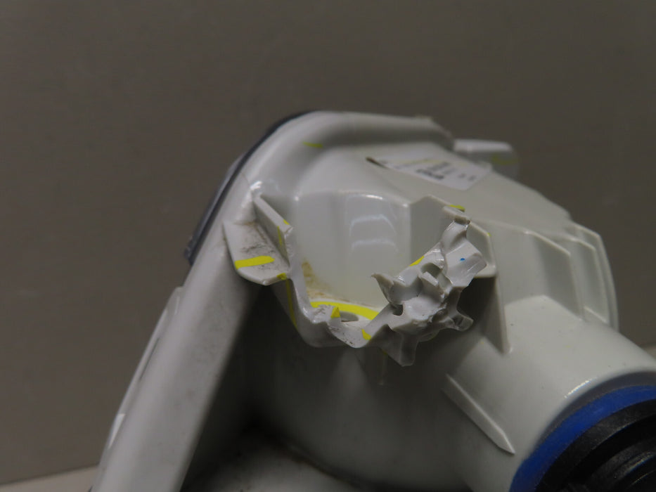 2017 2019 FORD ESCAPE LH LEFT DRIVER SIDE FOG LIGHT HALOGEN LAMP OEM 00198711