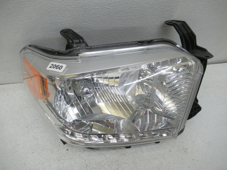 2014-2017 TOYOTA TACOMA FRONT PASSENGER SIDE HEADLIGHT HEADLAMP HALOGEN OEM