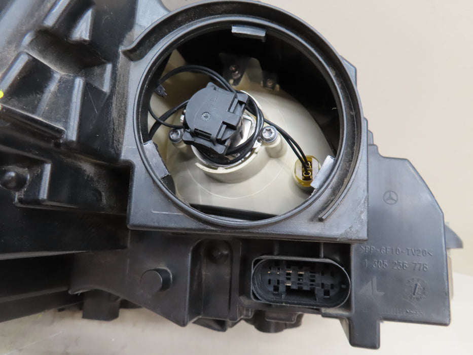 2012 2013 2014 MERCEDES-BENZ C CLASS FRONT LEFT DRIVER HEADLIGHT HALOGEN OEM