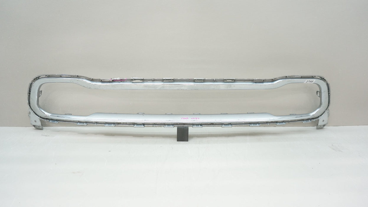 2014-2018 JEEP CHEROKEE FRONT LOWER BUMPER GRILLE SURROUND OEM 68203230AB
