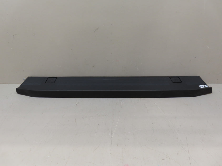 2021-204 FORD F150 F-150 TREMOR REAER UPPER CENTER TAILGATE MOLDING COVER OEM