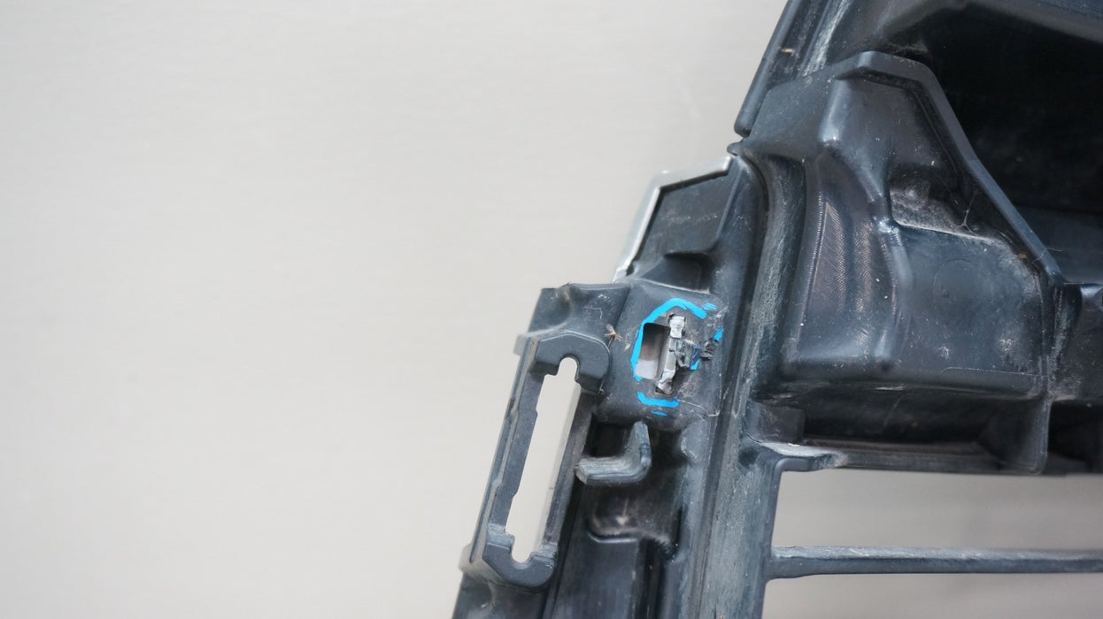 2014-2016 TOYOTA HIGHLANDER FRONT BUMPER RADIATOR GRILLE OEM 53111-0E150