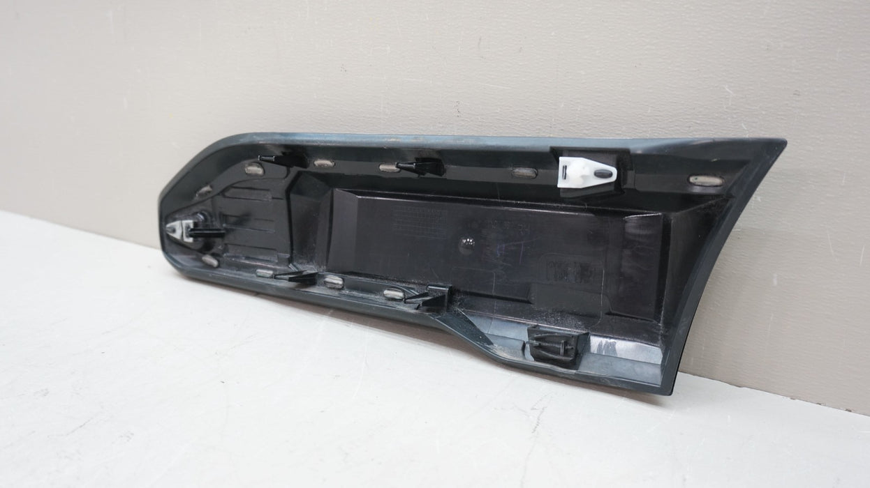 2024-2025 GMC SIERRA 2500 3500HD ULTIMATE RIGHT PASSENGER SIDE FENDER EMBLEM OEM
