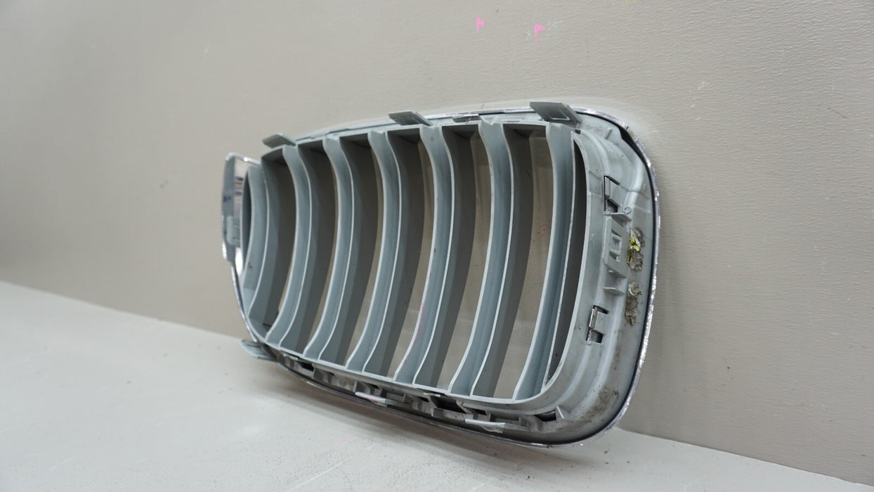 2015-2017 BMW X3 FRONT LEFT DRIVERS SIDE GRILLE 51117210725 OEM 15 16 17