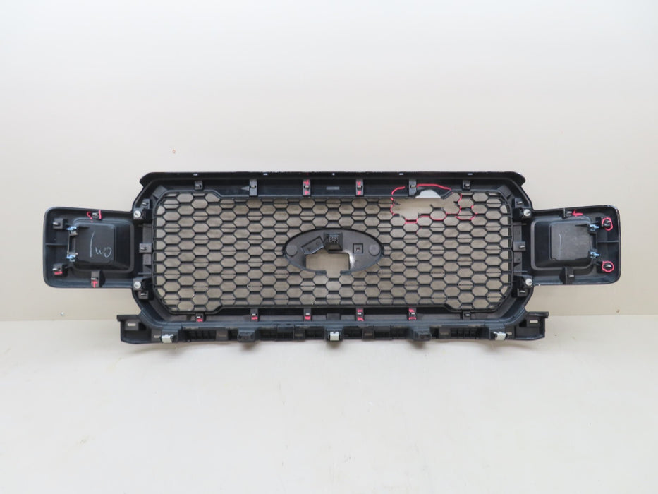 2018-2020 FORD F-150 XLT FRONT BUMPER RADIATOR GRILLE GRILL OEM JL34-8200-SD5APF