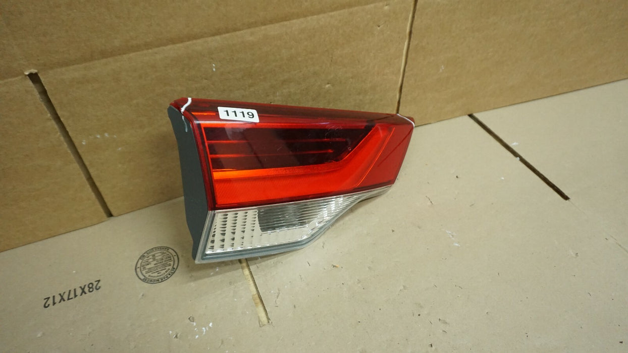 2017-2019 TOYOTA HIGHLANDER REAR LEFT DRIVER SIDE INNER TAIL LIGHT LED LAMP OEM