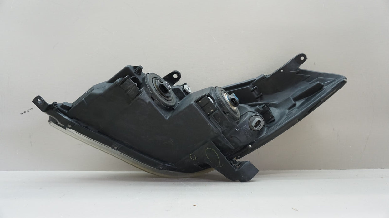 2004-2006 TOYOTA SOLARA FRONT RIGHT PASSENGER HEADLIGHT LAMP HALOGEN OEM 06-66