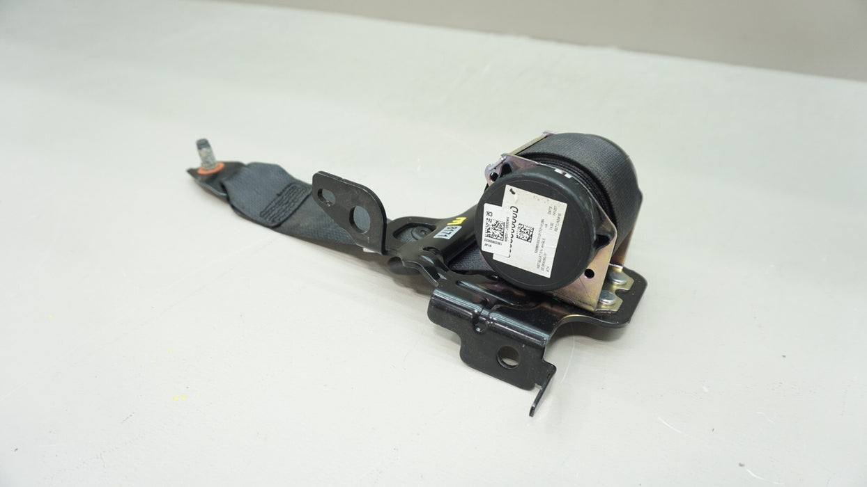 2018-2021 KIA STINGER REAR RIGHT OUTER SEAT BELT RETRACTOR 89820J5500 OEM