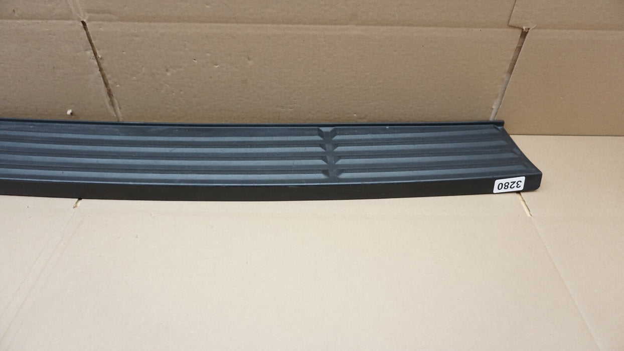 2011 - 2017 FORD EXPEDITION REAR BUMPER UPPER STEP PAD COVER PANEL OEM