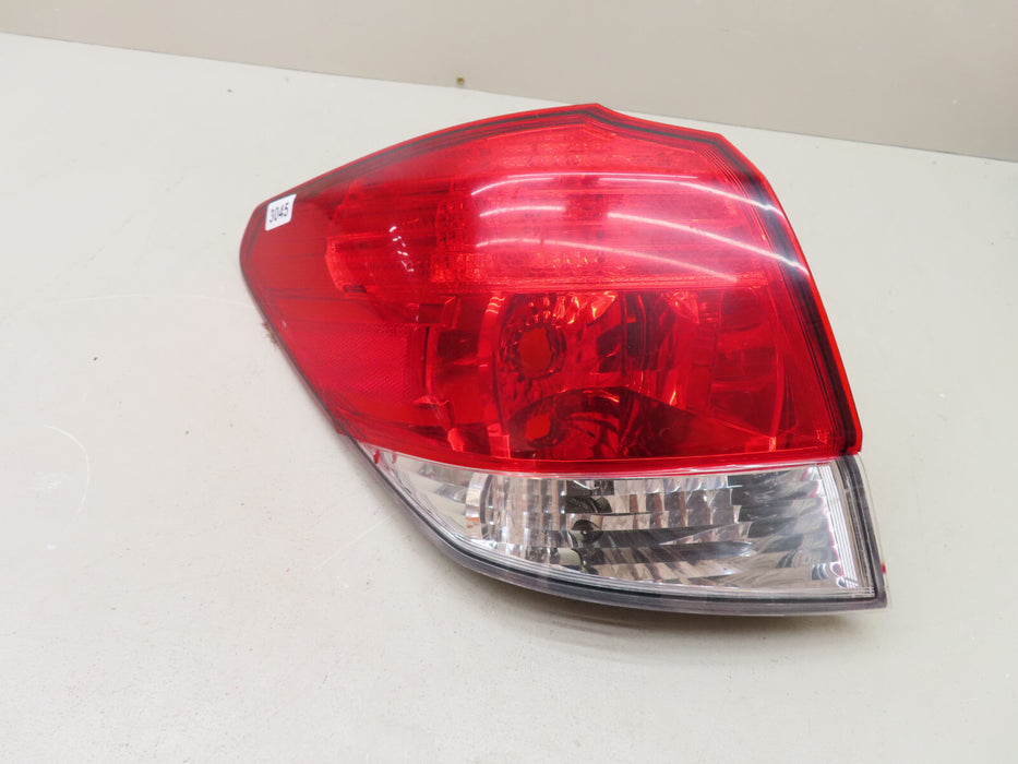 2010-2014 Subaru Outback REAR LEFT Halogen TAILLIGHT LAMP OEM