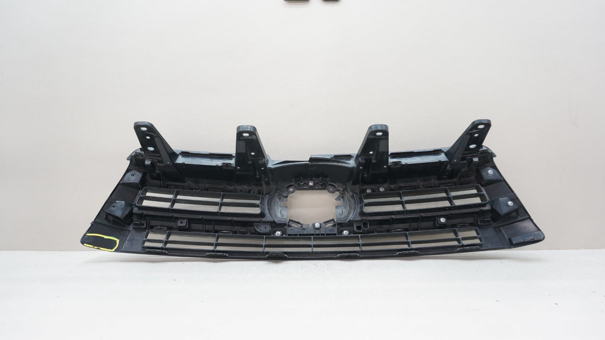 2017-2019 TOYOTA HIGHLANDER FRONT BUMPER RADIATOR GRILLE OEM 53101-0E240