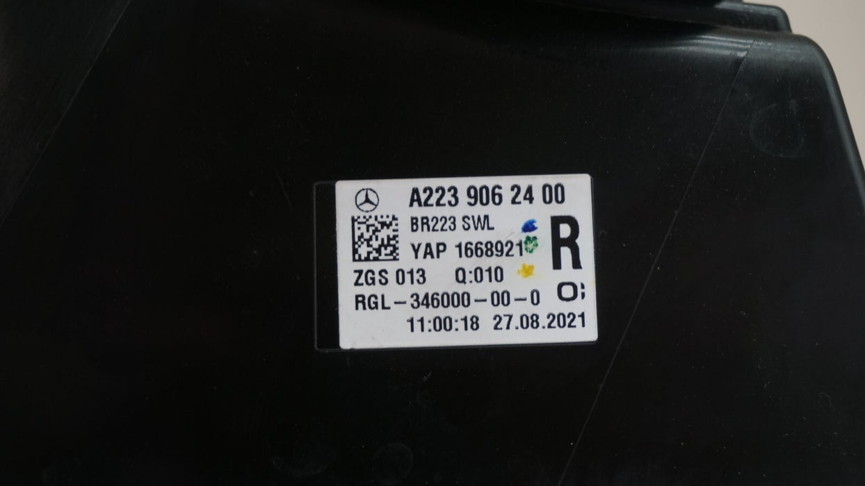 2021-2022 MERCEDES S500 S580 W223 REAR RIGHT OUTER TAIL LIGHT OEM A2239062400