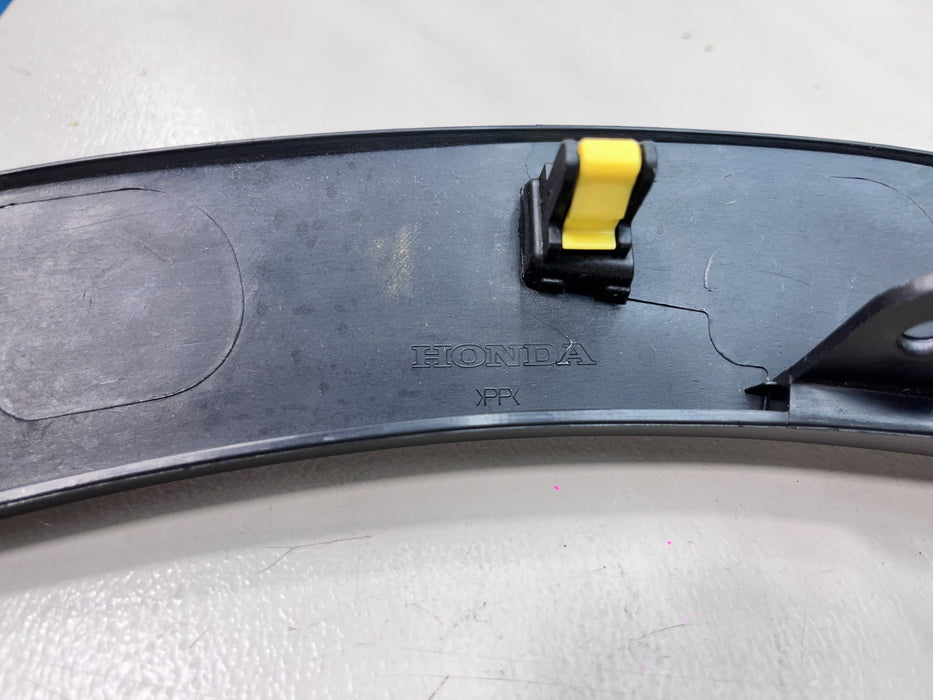 2017-2021 HONDA CR-V RH PASSENGER FRONT FENDER FLARE 74115-TLA-A00 OEM