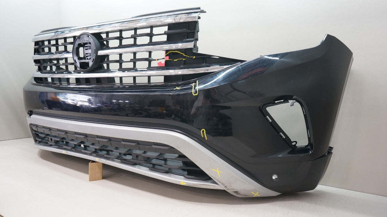 2020-2023 VOLKSWAGEN ATLAS FRONT BUMPER COVER WITH GRILLE OEM 3CM807221