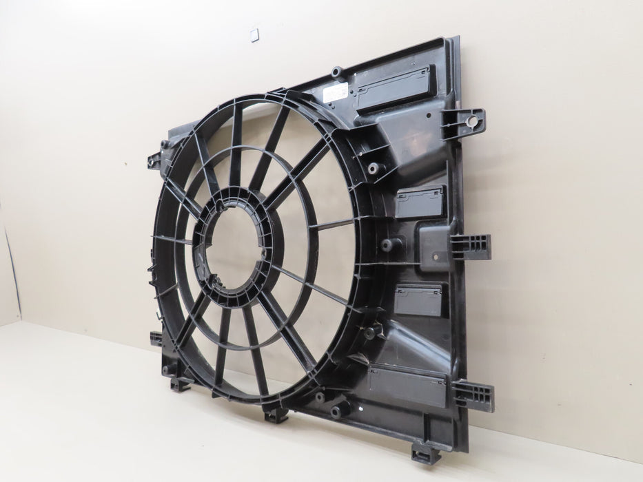 2018-2021 CHEVROLET EQUINOX FRONT RADIATOR COOLINF FAN SHUTTER OEM 85109720