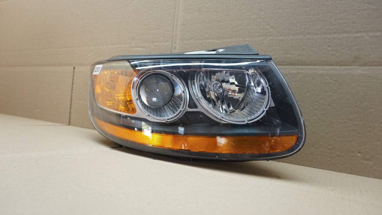 2010-2012 HYUNDAI SANTA FE FRONT RIGHT PASSENGER SIDE HEADLIGHT HEADLAMP OEM