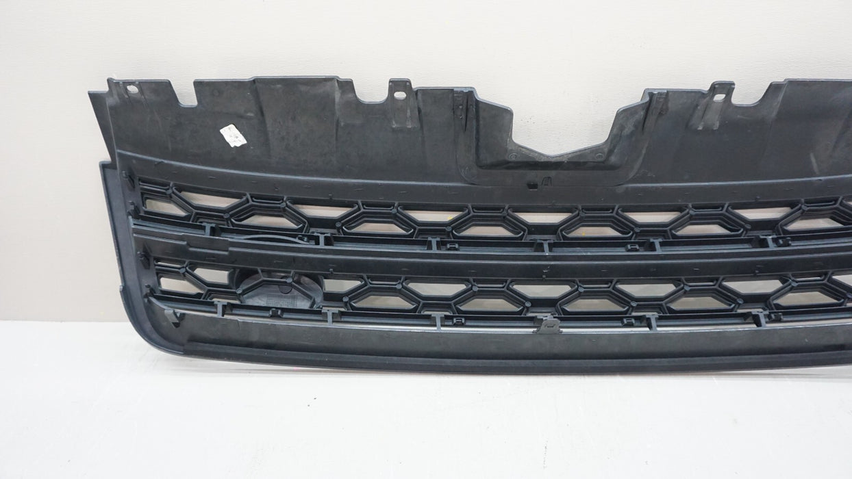2015-2019 LAND ROVER DISCOVERY SPORT FRONT RADIATOR GRILLE OEM FK72-BA100-CAW
