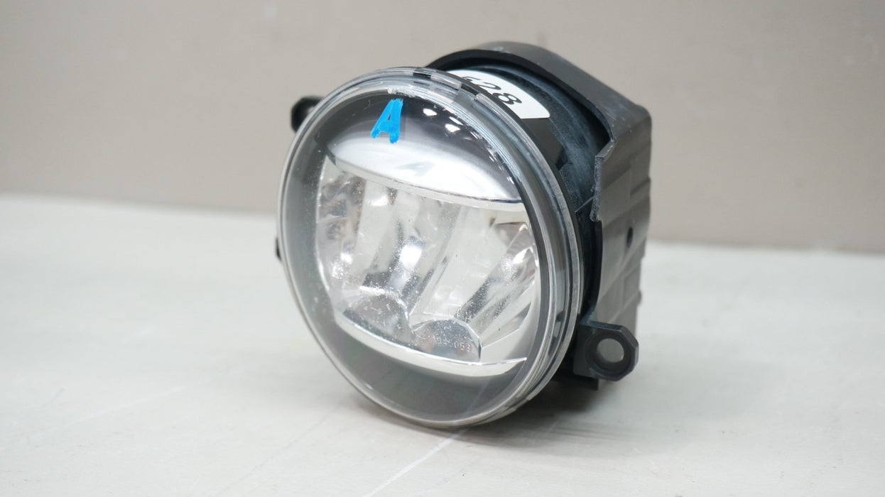 2014-2020 LEXUS RX IS ES FRONT RIGHT PASSENGER SIDE FOG LIGHT OEM