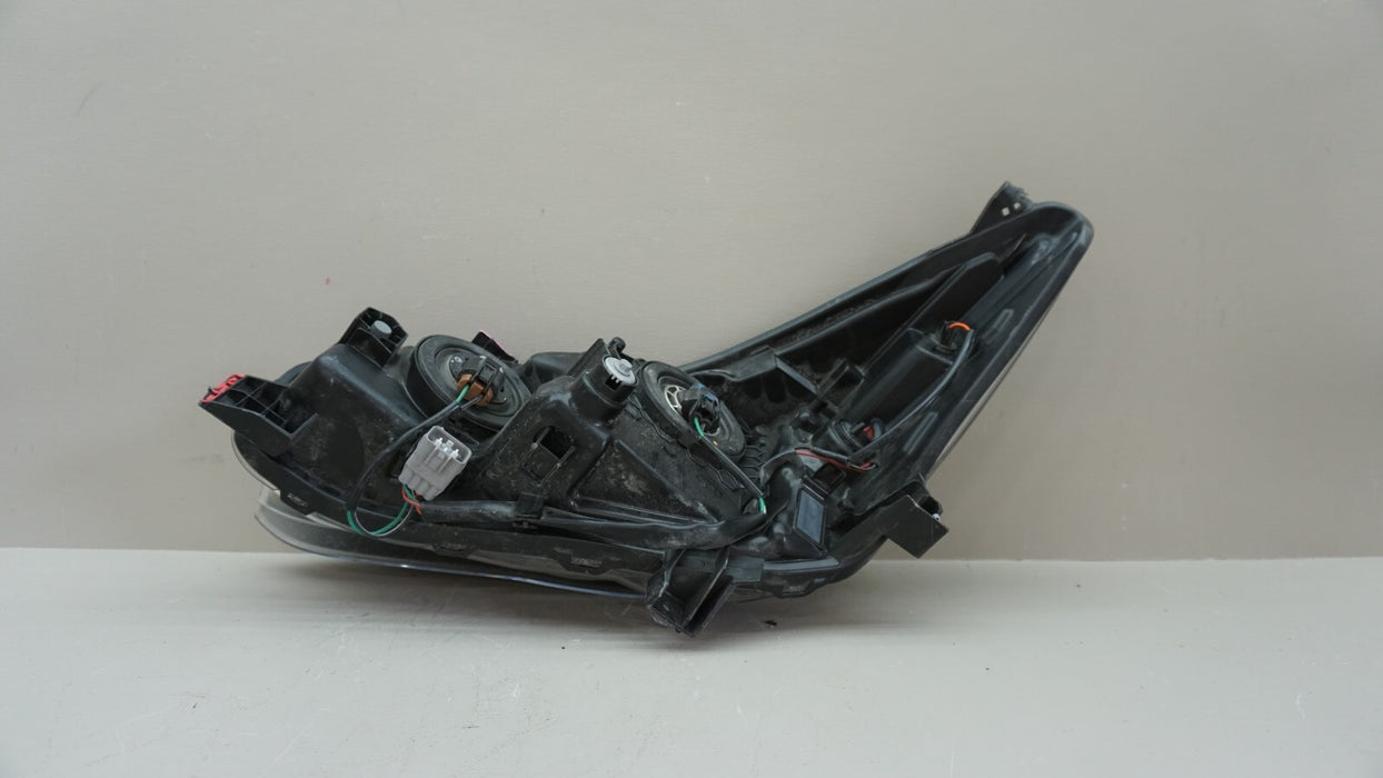 2018-2023 SUBARU CROSSTREK RIGHT PASSENGER HEADLIGHT LAMP HALOGEN OEM 84001FL100