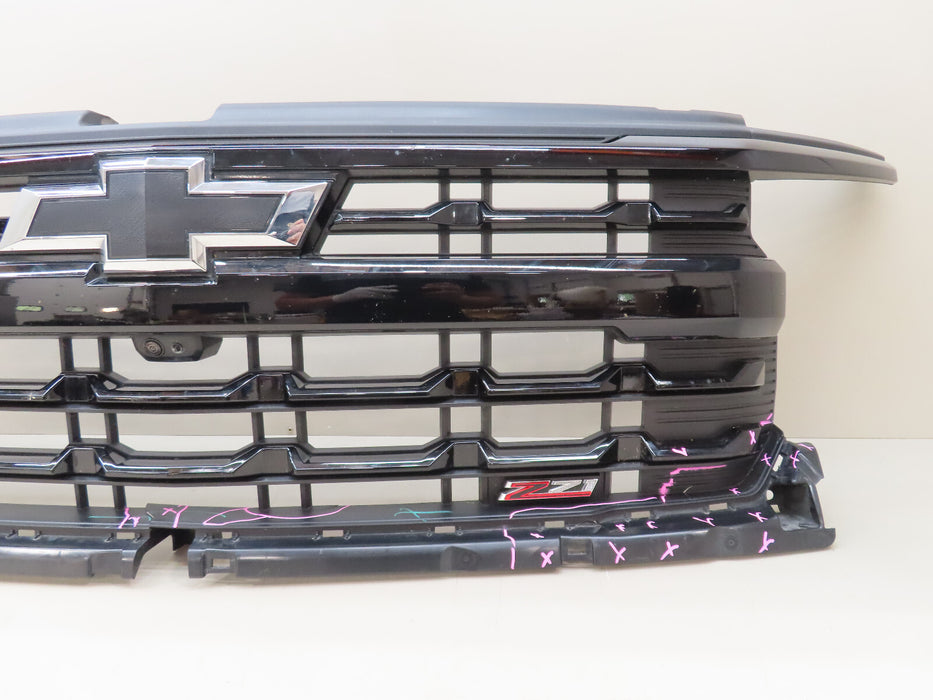 2022 2023 CHEVROLET SILVERADO 1500 FRONT RADIATOR GRILL GRILLE W/CAMERA OEM