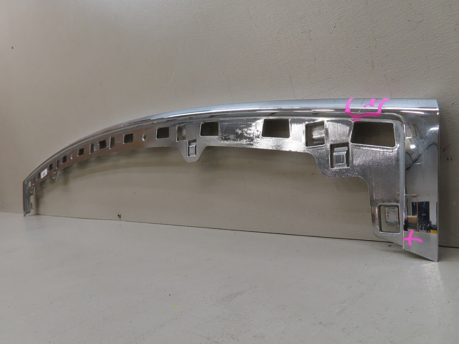 2011-2022 JEEP GRAND CHEROKEE WK REAR BUMPER STEP PAD MOLDING OEM