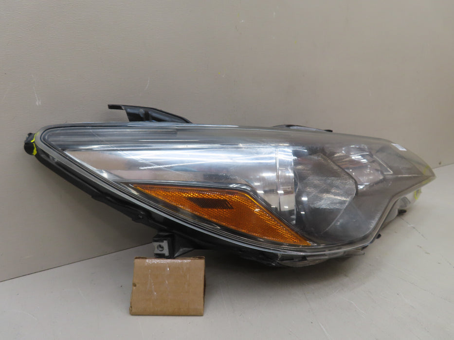 2015 2016 2017 TOYOTA CAMRY FRONT RIGHT PASSENGER HEADLIGHT HALOGEN OEM