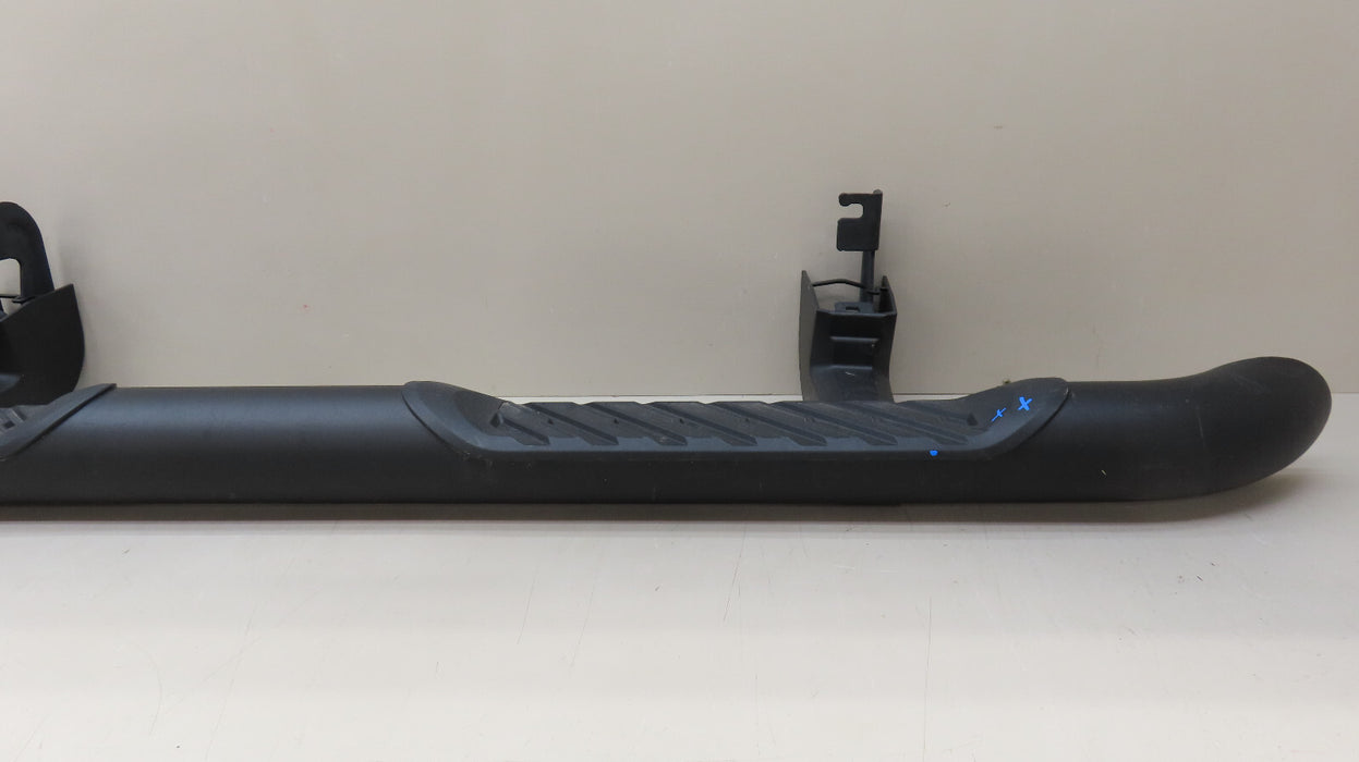 2019-2023 CHEVROLET SILVERADO 1500 CREW CAB LEFT RUNNING BOARD STEP OEM 84067175