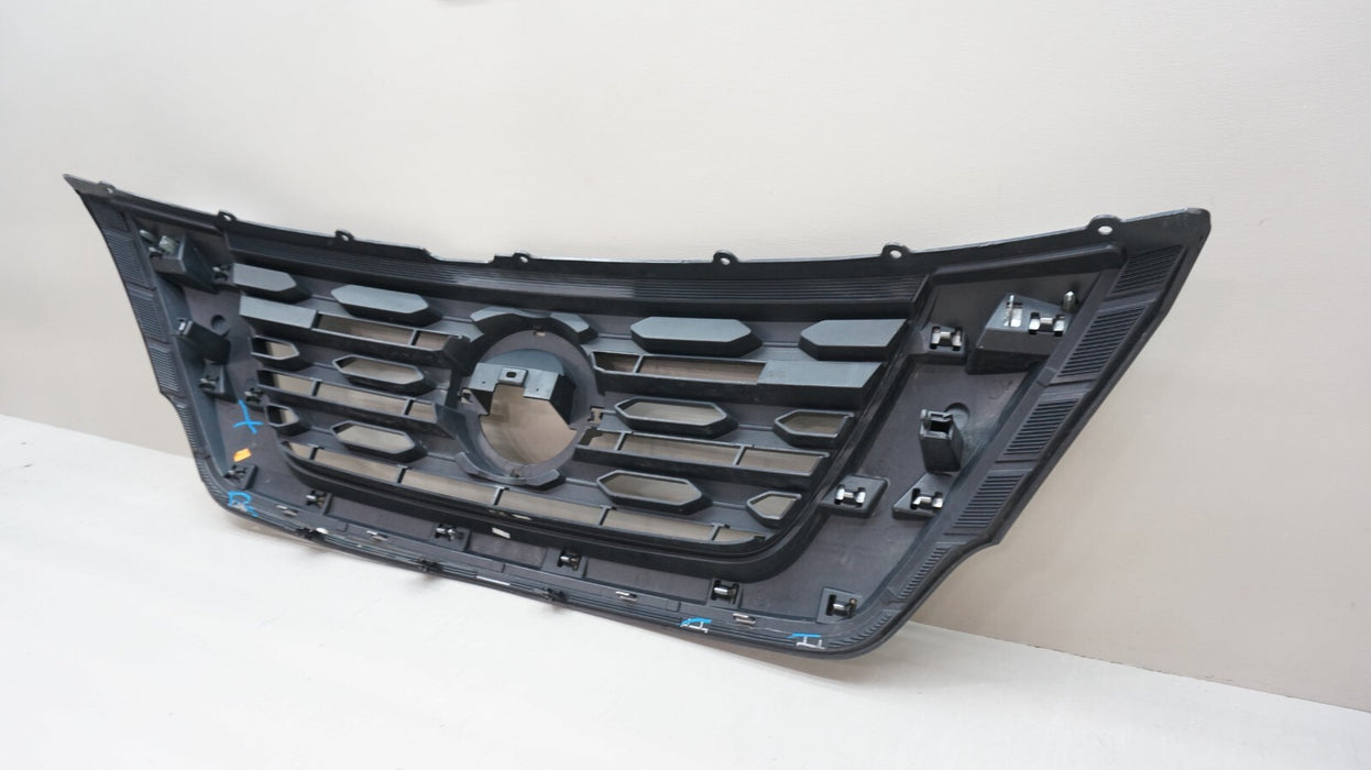2017-2020 NISSAN PATHFINDER FRONT BUMPER RADIATOR GRILLE OEM 623109PF1A