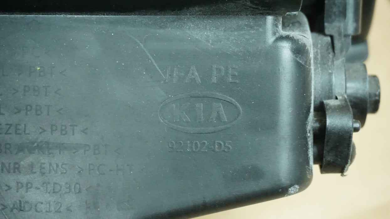 2019-2020 KIA OPTIMA FRONT RIGHT PASSENGER SIDE HEADLIGHT OEM