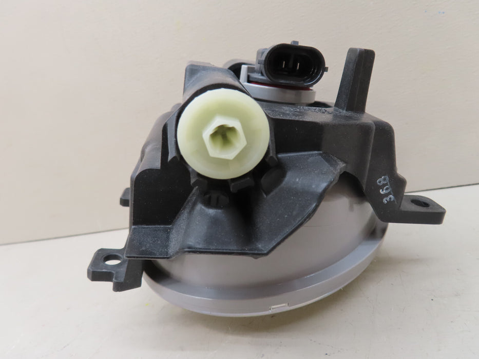 2016-2021 TOYOTA RAV4 FRONT RIGHT PASSENGER SIDE FOG LIGHT HALOGEN OEM 79899