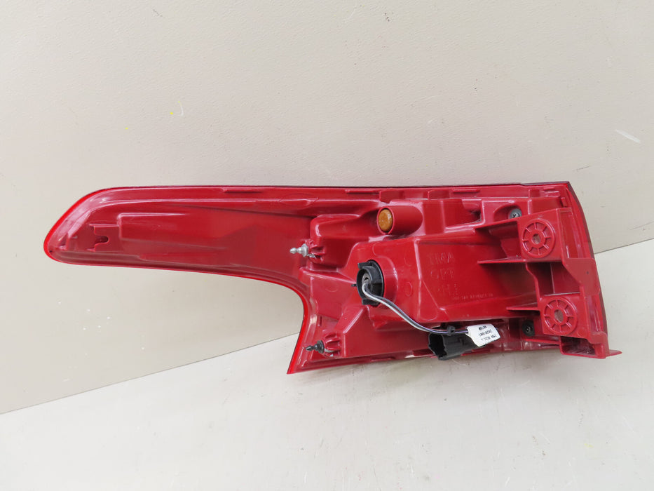2019 2020 HYUNDAI SANTA FE REAR RIGHT TAIL LIGHT OEM
