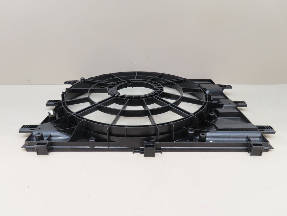 2018-2021 CHEVROLET EQUINOX FRONT RADIATOR COOLINF FAN SHUTTER OEM 85109720