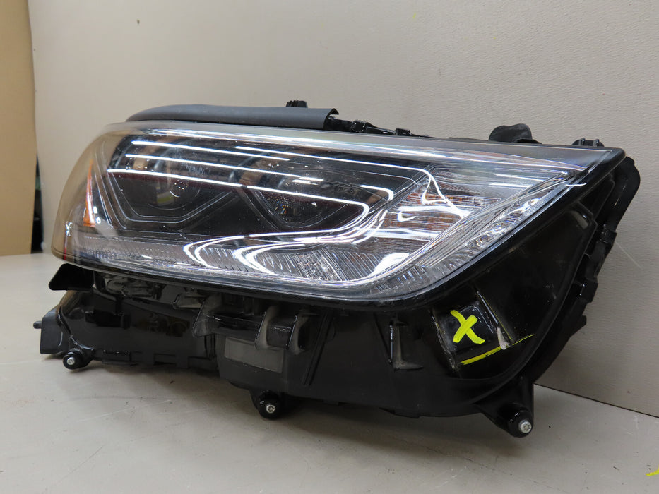 2020 2021 2022 TOYOTA HIGHLANDER FRONT RIGHT PASSENGER HEADLIGHT LED OEM