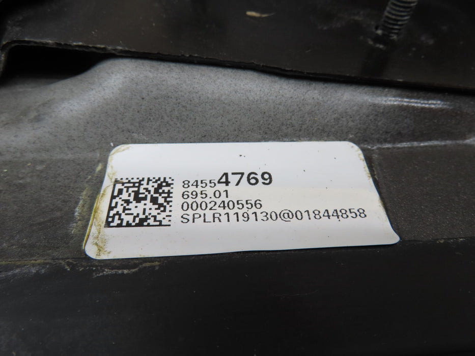 2015-2020 GMC YUKON REAR TAILGATE LIFTGATE SPOILER W/ THIRD LIGHT OEM 84554769