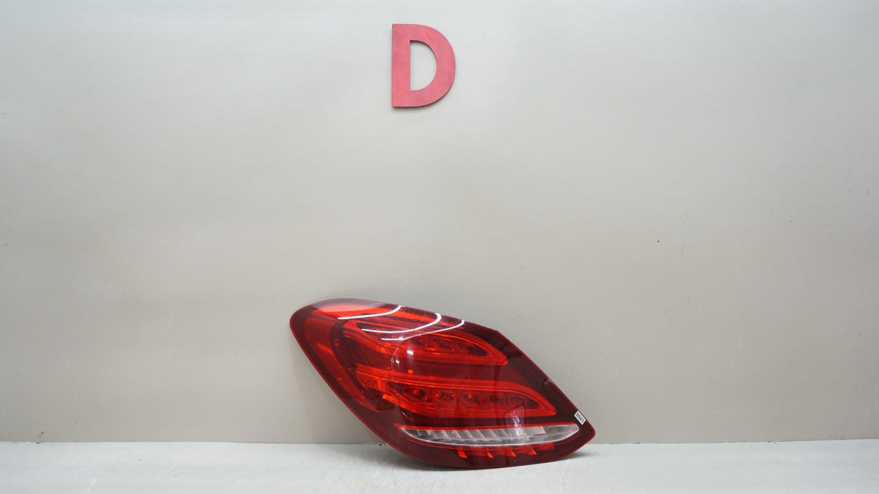 *MINT* 2015-2018 MERCEDES-BENZ C300 C43 REAR LEFT DRIVER SIDE LED TAIL LIGHT OEM